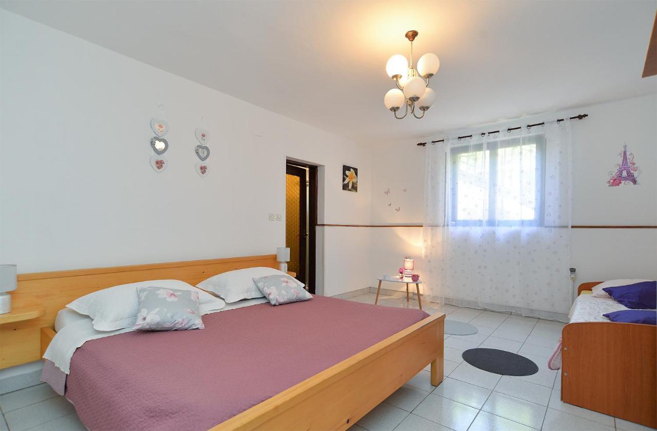 Apartment Dulijana 2042 Póla Kültér fotó