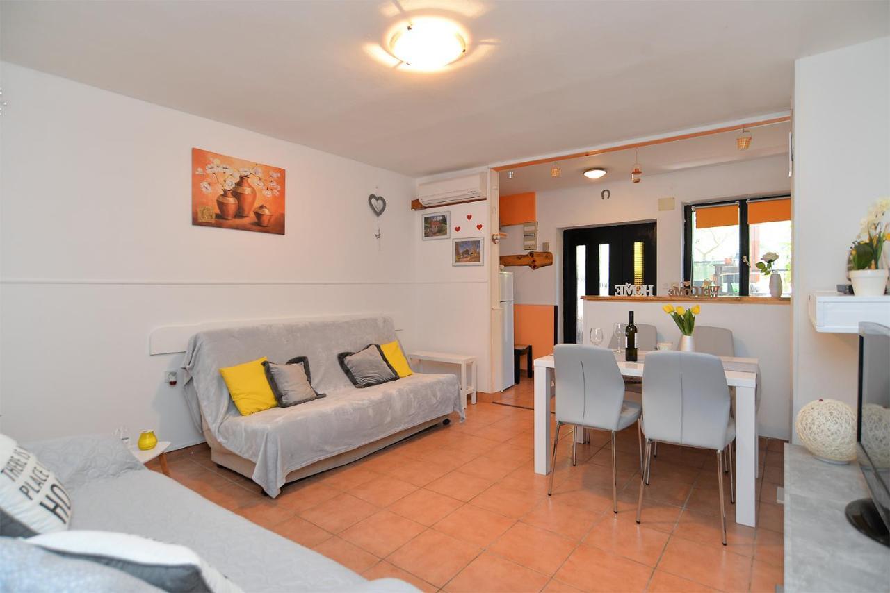 Apartment Dulijana 2042 Póla Kültér fotó