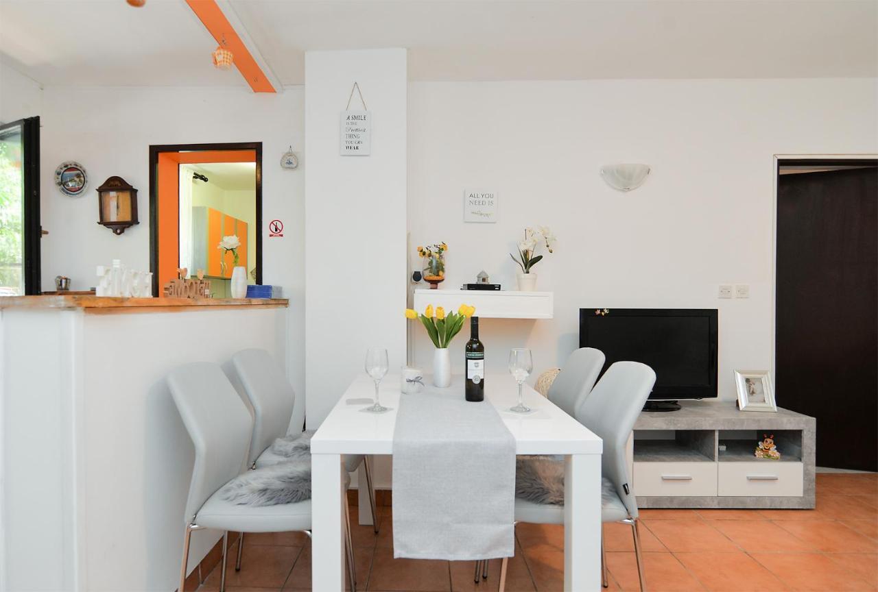 Apartment Dulijana 2042 Póla Kültér fotó